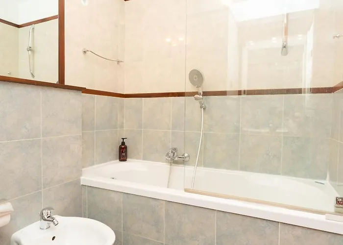 Free Parking - 15 Minuti Stazione Principe *